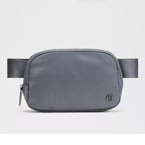 lululemon Everywhere Belt Bag